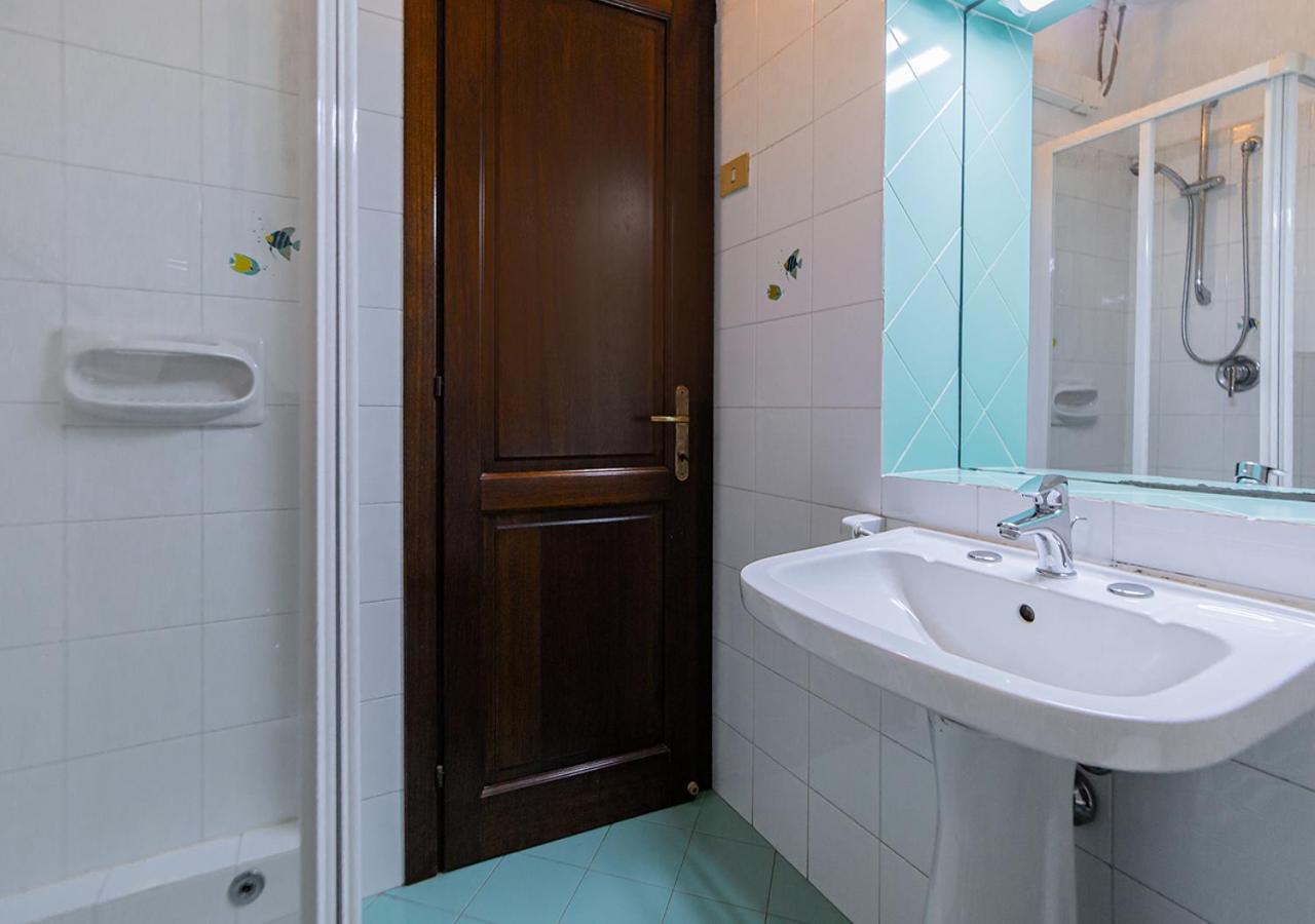 Appartamento Residenza Italia La Maddalena  Esterno foto