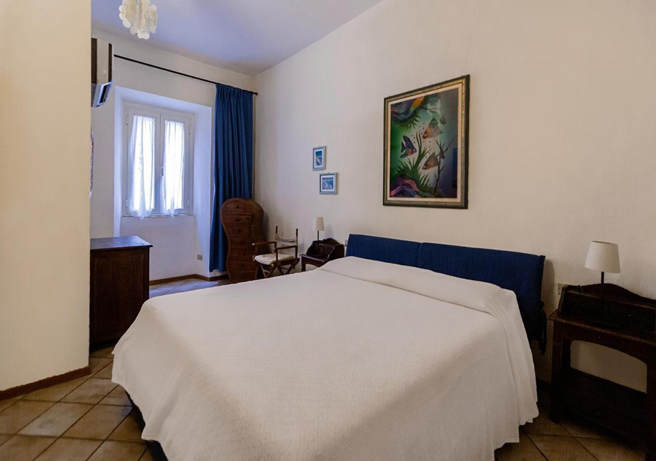 Appartamento Residenza Italia La Maddalena  Esterno foto